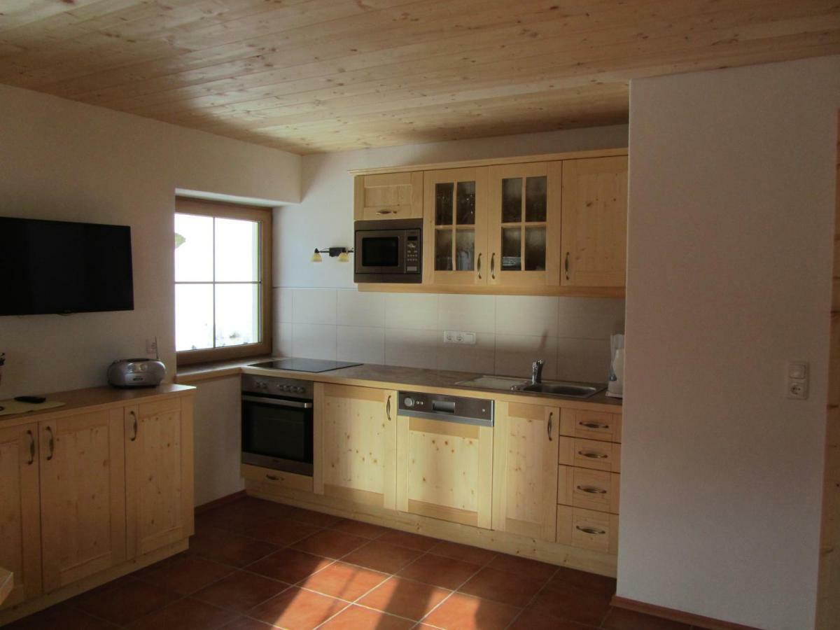 Ebner Casa Apartment ไฮลิเกนบลูท ภายนอก รูปภาพ